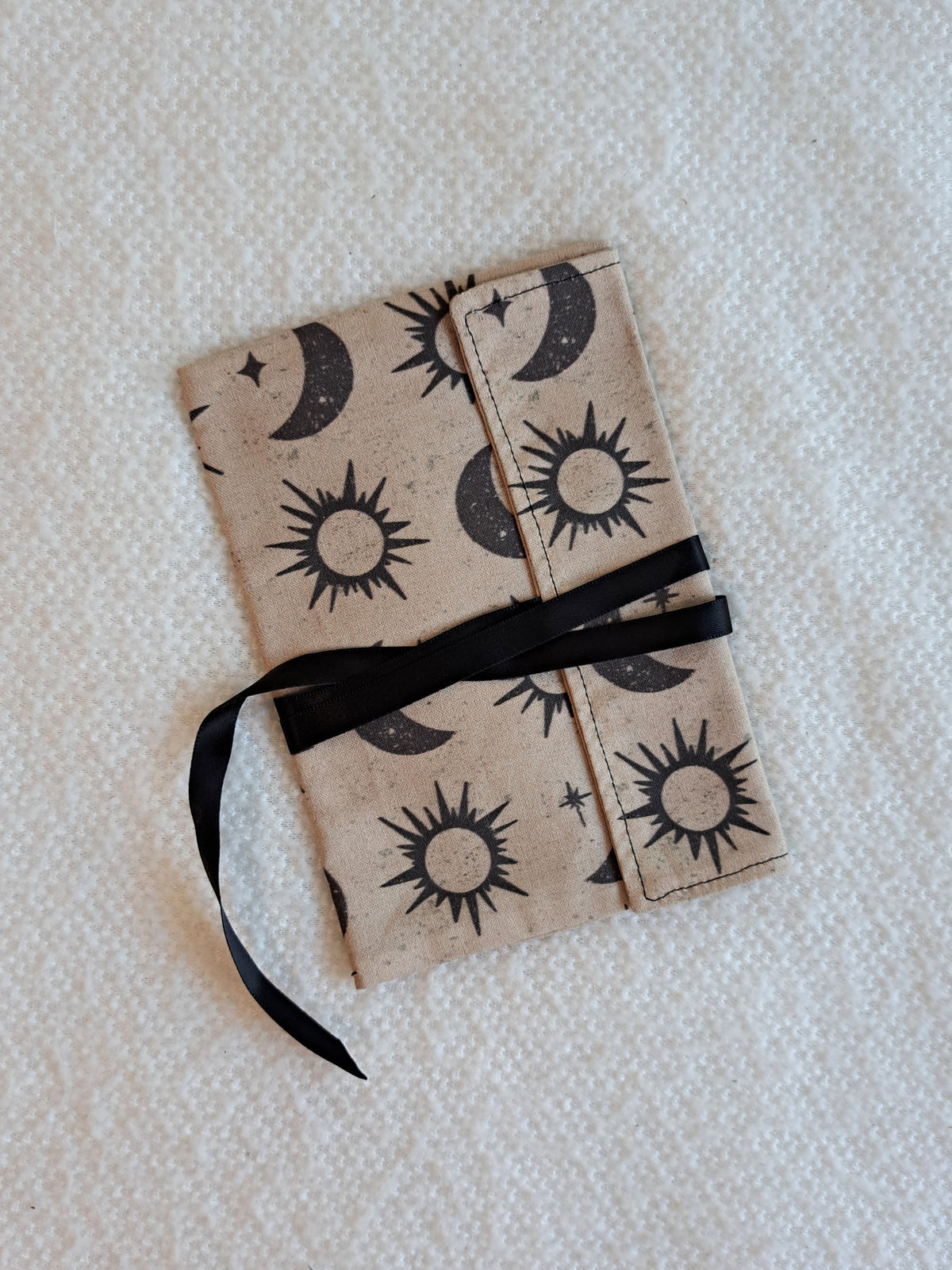 Sun and Moon Short Tarot Wrap