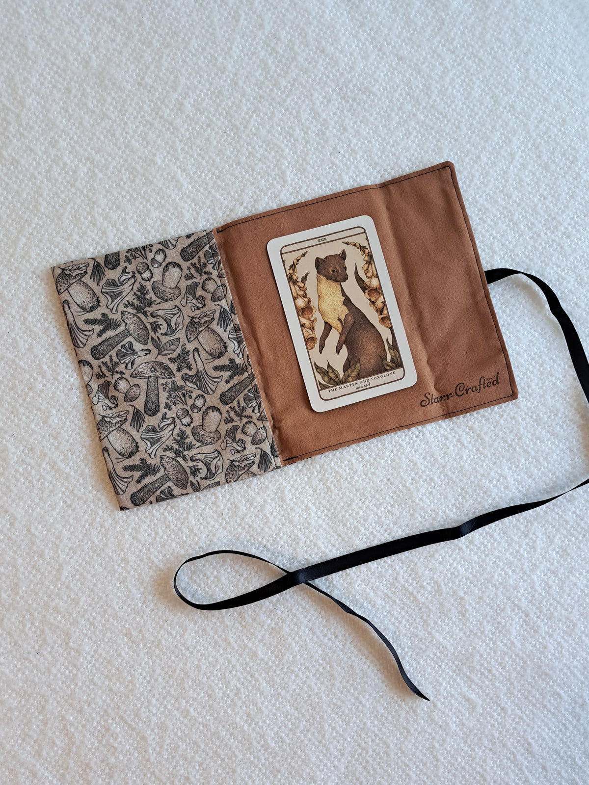 Muted Mushrooms Short Tarot Wrap
