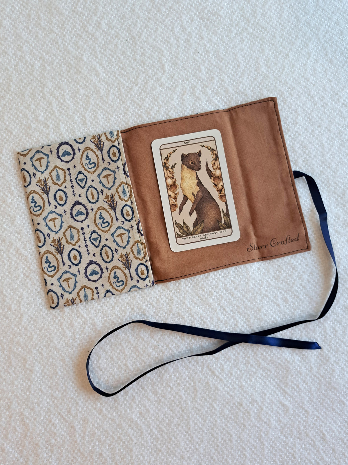 Witch Spirits Short Tarot Wrap