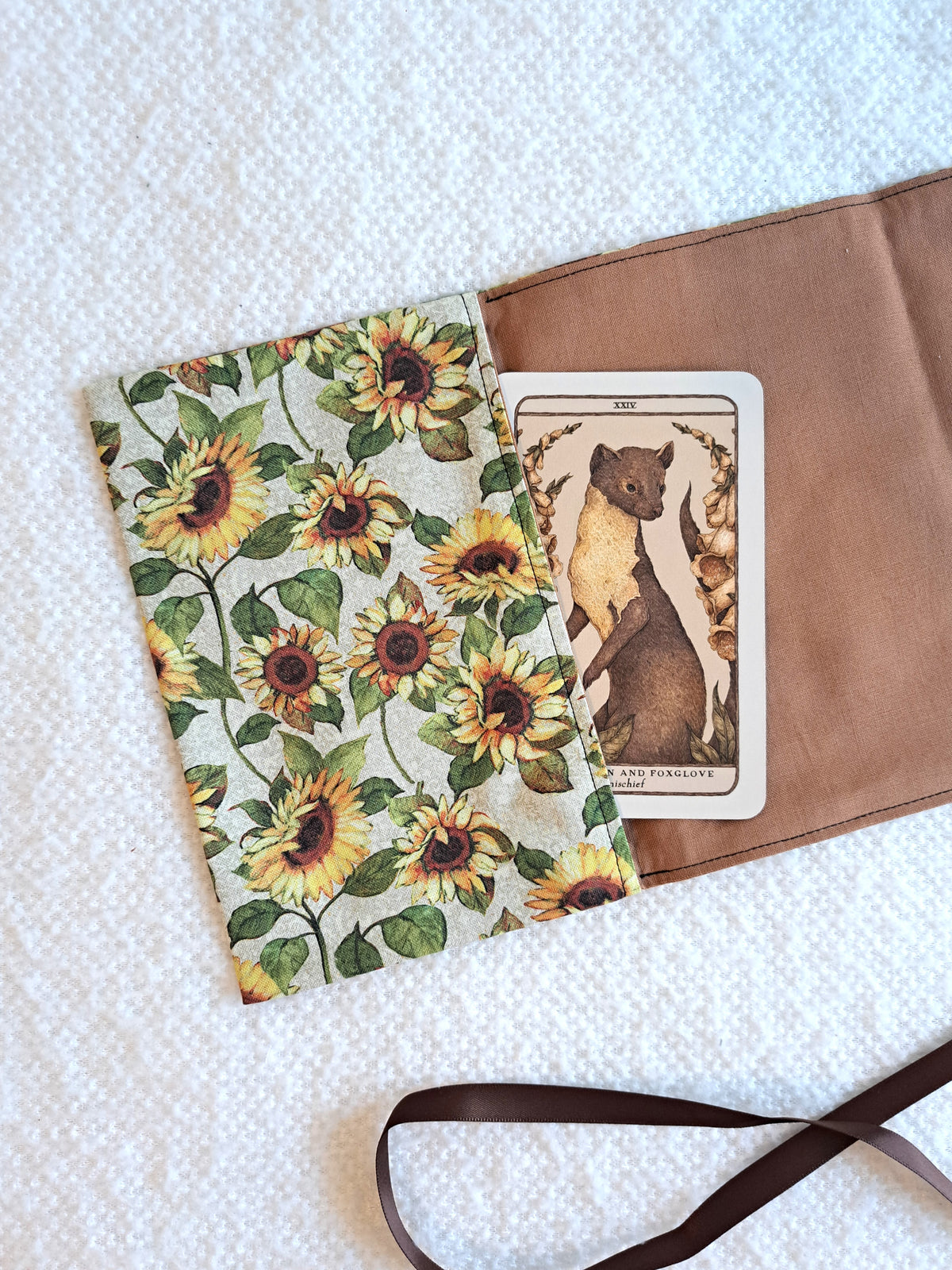 Sunflowers Short Tarot Wrap