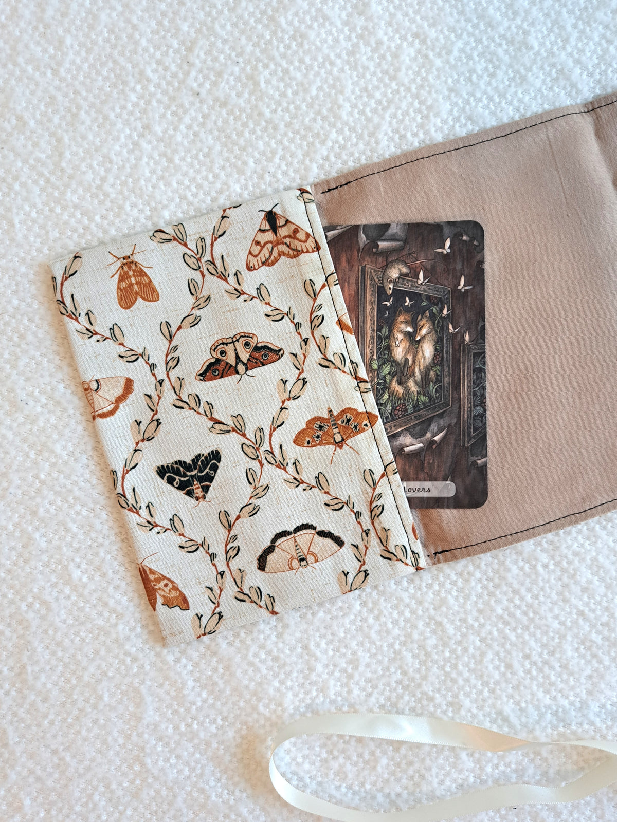 Divine Moths Short Tarot Wrap