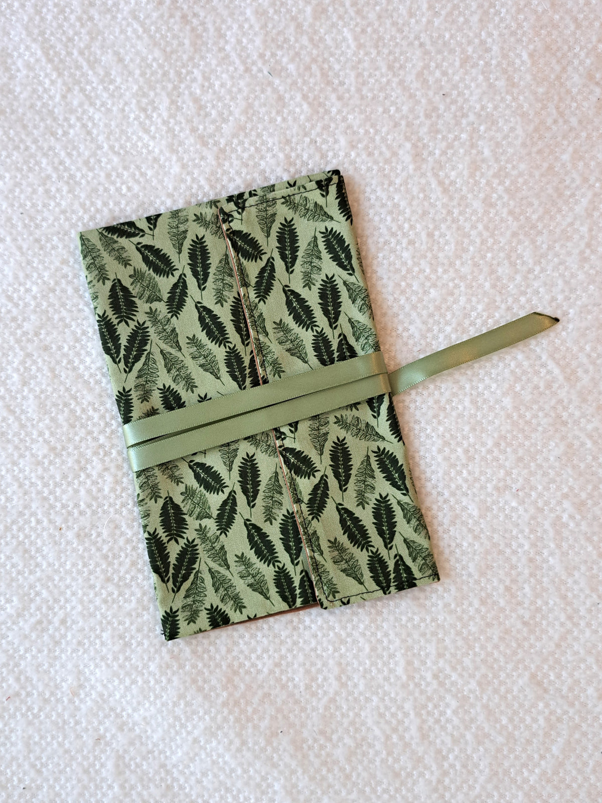 Fern Leaves Short Tarot Wrap