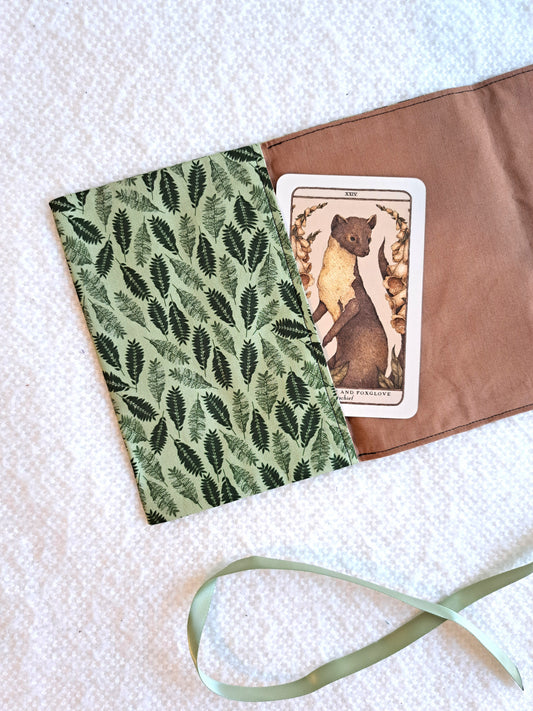 Fern Leaves Short Tarot Wrap