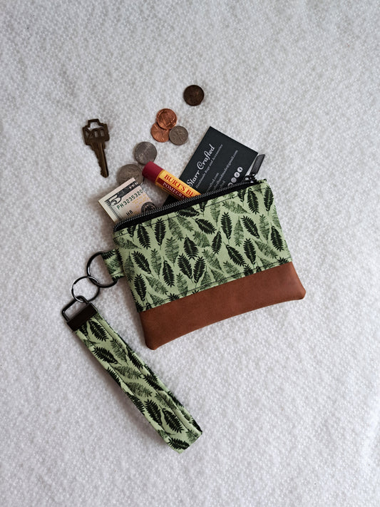 Green Leaves Small Wristlet