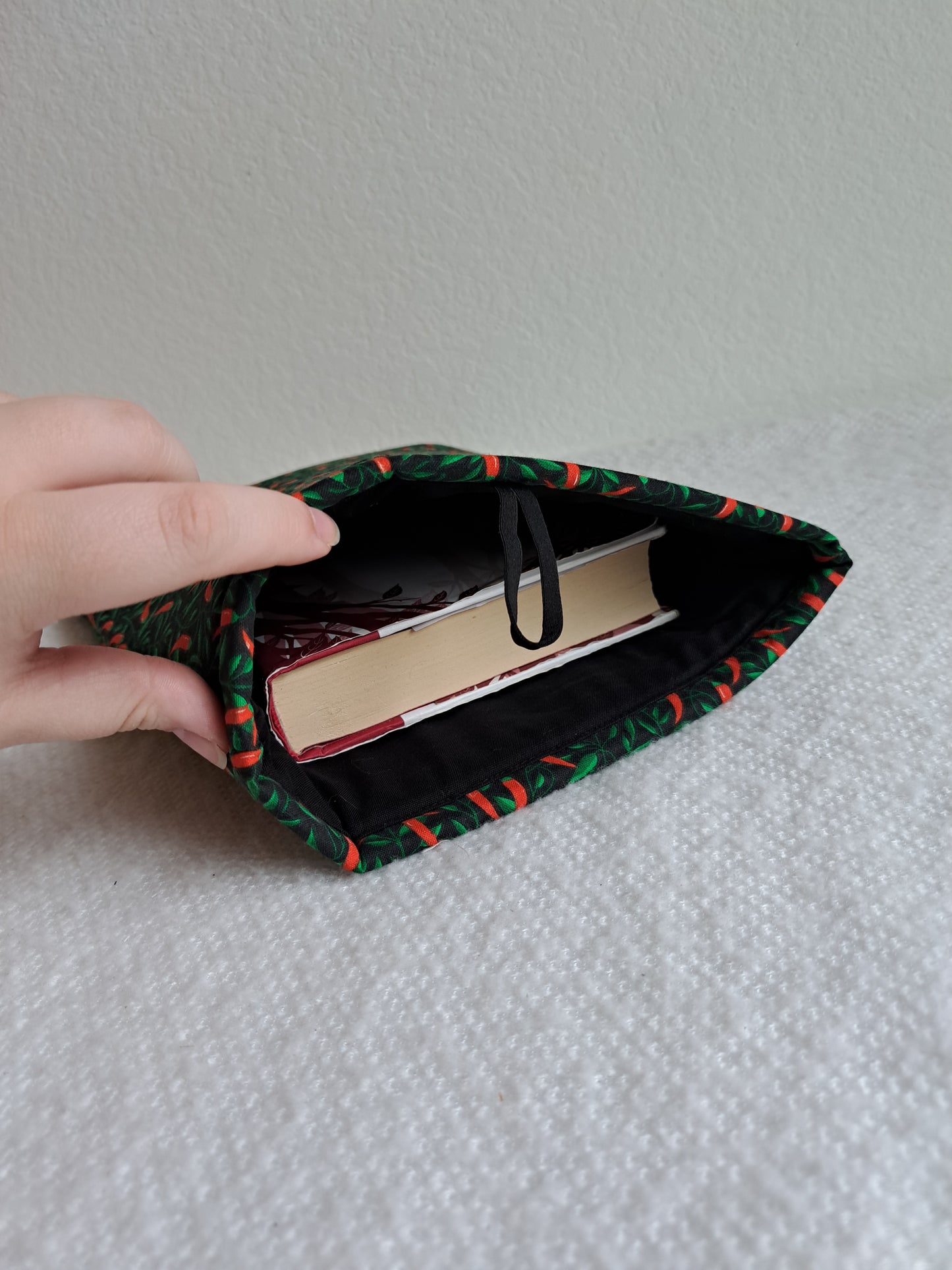 Spicy Booksleeve Large